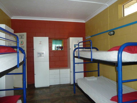 Bateman Bay Holiday Park & Batemans Bay YHA - Accommodation Bookings 1