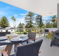 Bathers at the Beach - across from Surf Beach - Accommodation Bookings
