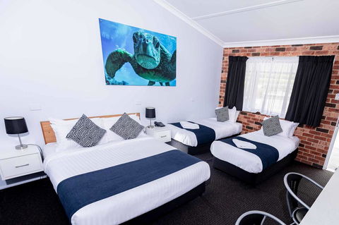 Bay Hotel Motel - Accommodation Bookings 0