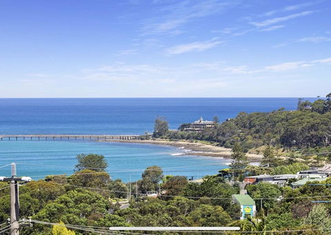 Bay Views Lorne - Accommodation Bookings 1