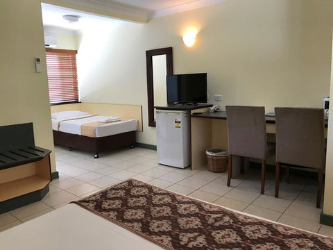 Bay Village Tropical Retreat & Apartments - Accommodation Bookings 2