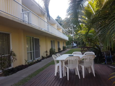 Bayshores Holiday Apartments - Accommodation Bookings 0