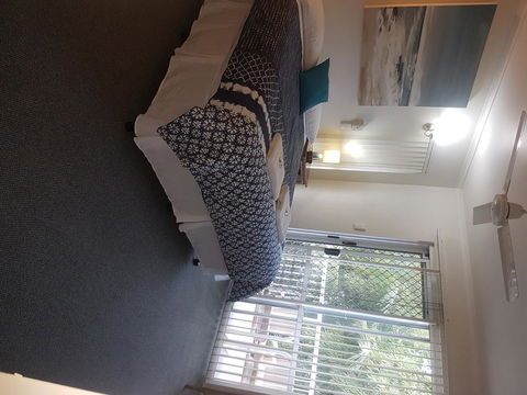 Bayshores Holiday Apartments - Accommodation Bookings 3