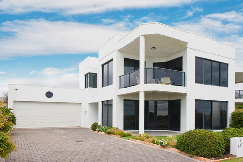 Bayside Beauty - Accommodation Bookings 1