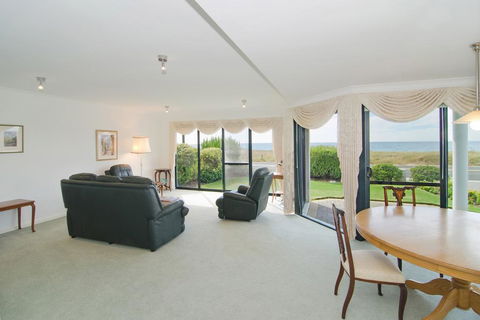Bayside Beauty - Accommodation Bookings 2