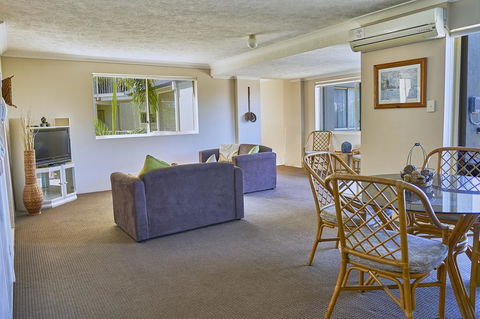 Bayview Beach Holiday Apartments - Accommodation Bookings 1