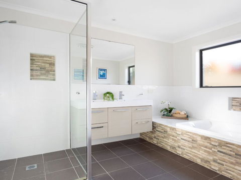 Beach 'Shac' On Parkway - Accommodation Bookings 2