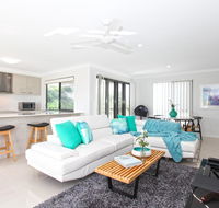 Beach Breeze Holiday House