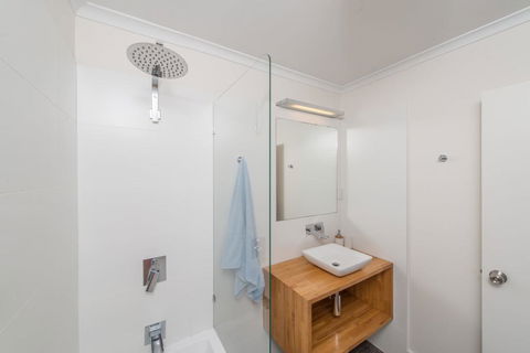 Beach Buoys - Accommodation Bookings 1