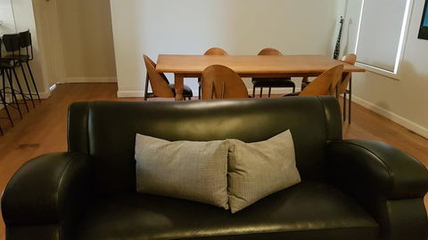 Beach Holiday Cottage - Accommodation Bookings 2