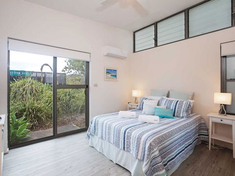 Beach House 7' 26 One Mile Close - Air Conditioned, Wifi, Foxtel, Linen - Accommodation Bookings 2