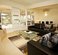 Beach House Apartments - Accommodation Bookings