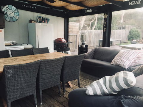 Beach House Getaway 1 - Accommodation Bookings 2
