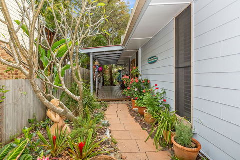 BEACH RETREAT - Accommodation Bookings 0