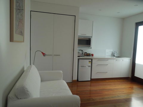 Beach Side Garden Apartment - Accommodation Bookings 3