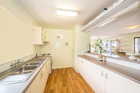 Beachfront At Bribie - Accommodation Bookings 3