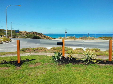Beachfront Living! - Accommodation Bookings 1