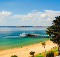 Beachfront Penthouse Cowes - Accommodation Bookings