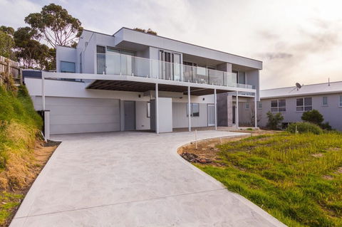 BEACHHOUSE BINALONG Luxury Waterfront Holiday House At Bay Of Fires - Accommodation Bookings 1