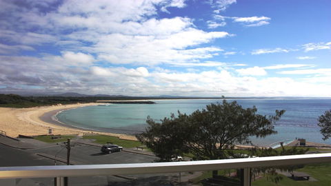Beachpoint 301 - On The Beach! - Accommodation Bookings 0