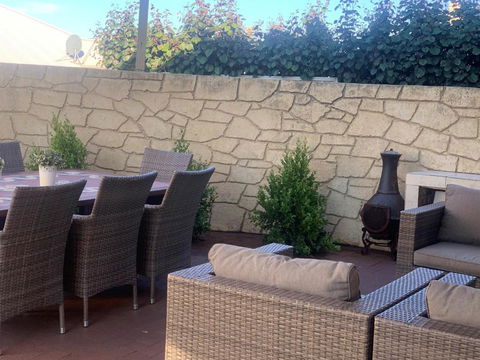Relaxing Getaway Beachfront Access Multi Family Pets Mandurah - Accommodation Bookings 3