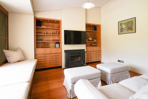 Redbank Estate - Luxury In Scone - Accommodation Bookings 1