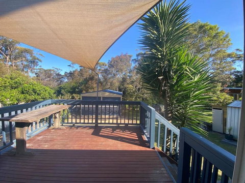 Reel & Relax: 3BR Beach House - Fish, Swim, Surf - Accommodation Bookings 1