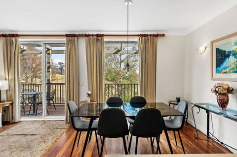 Refreshing Valley Escape - Accommodation Bookings 1