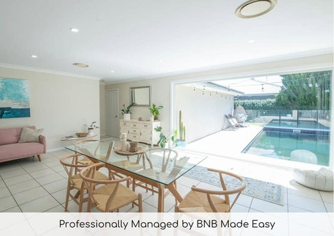 Regand Retreat - Luxurious Family Home, Pool - Accommodation Bookings 0