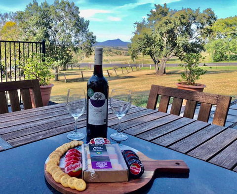 Relax And Enjoy The Scenic Rim - Accommodation Bookings 2