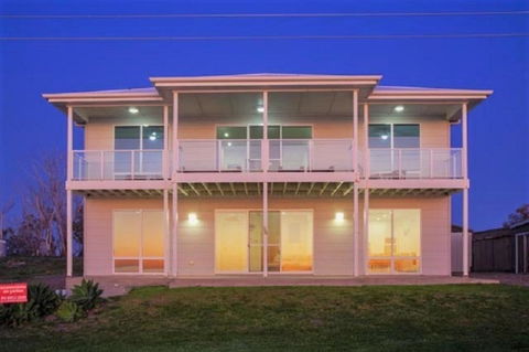 Relax At 36 - Accommodation Bookings 0