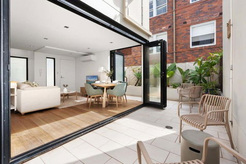 Relaxed Beachside Townhouse - Accommodation Bookings 2