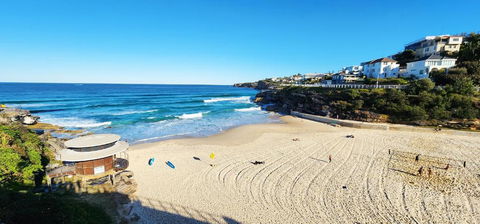 Relaxed Coastal Living With Fantastic Sea Views - Accommodation Bookings 3