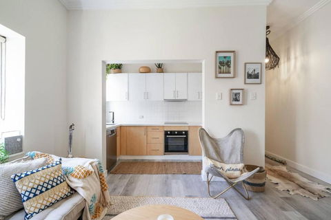 Relaxed Coogee Coastal Living With Ocean Views - Accommodation Bookings 2