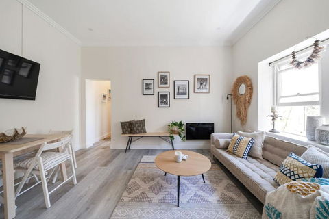 Relaxed Coogee Coastal Living With Ocean Views - Accommodation Bookings 3