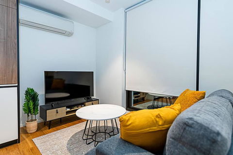 Relaxing Urban Oasis - Accommodation Bookings 3