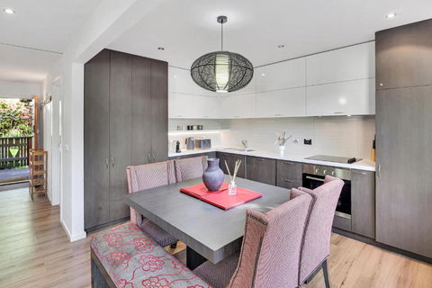 Ren Basera - Accommodation Bookings 1