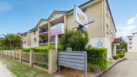 Resort Style Unit Across From The Water - Accommodation Bookings 1