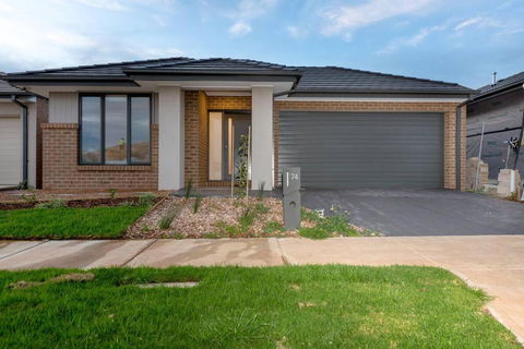 ResortStyle 4BR House With Parking - Accommodation Bookings 1