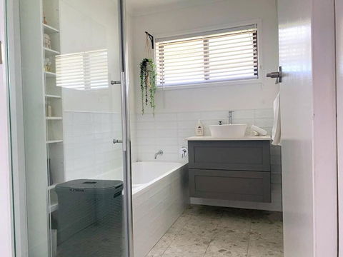 Retreat On Roe - Accommodation Bookings 2