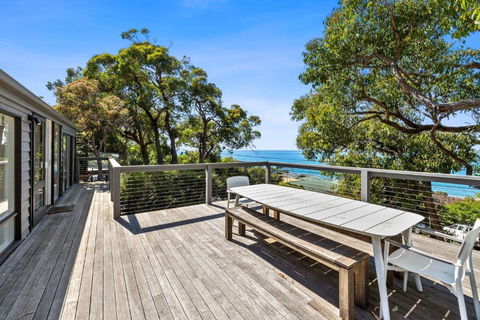 Retro Beach Vibes - Accommodation Bookings 0