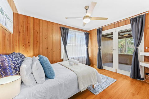Retro Retreat - Mornington - Accommodation Bookings 2