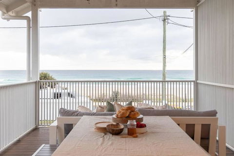 Rigi On Currumbin Beach - Accommodation Bookings 1