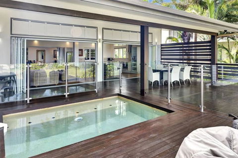 Ripples On The Beach - Beachfront Mission Beach - Accommodation Bookings 0