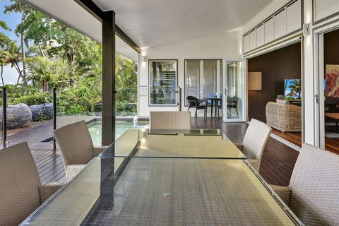 Ripples On The Beach - Beachfront Mission Beach - Accommodation Bookings 2