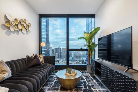 Ritzy Apartment In Iconic Australia 108 With Views - Accommodation Bookings 1