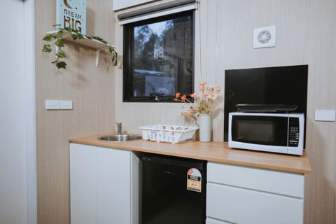 River Haven Tiny House By Tiny Away - Accommodation Bookings 3
