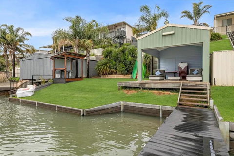 River Life - Accommodation Bookings 1