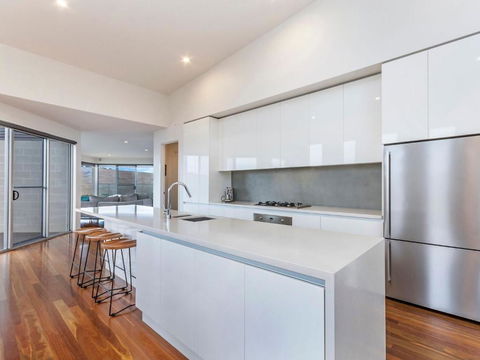 River Reveal - Accommodation Bookings 3