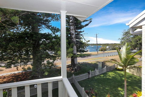River Tonic - Accommodation Bookings 1